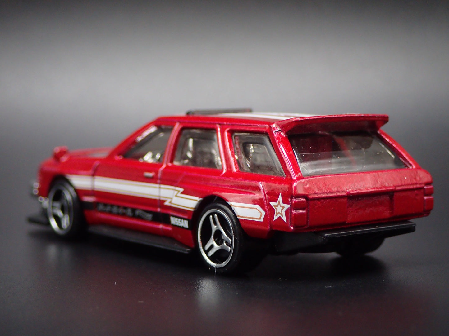 NISSAN MAXIMA DRIFT WAGON RED 1:64 SCALE COLLECTIBLE DIORAMA DIECAST MODEL CAR
