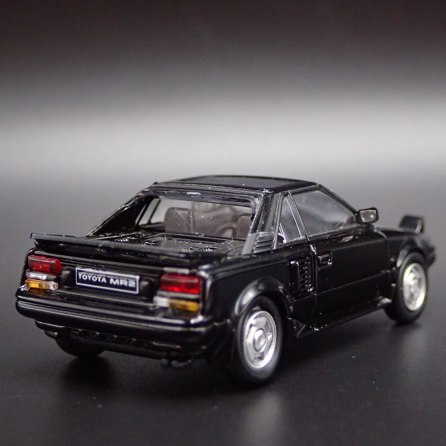 1984-1989 TOYOTA MR2 MK1 RARE 1/64 SCALE COLLECTIBLE DIORAMA DIECAST MODEL CAR
