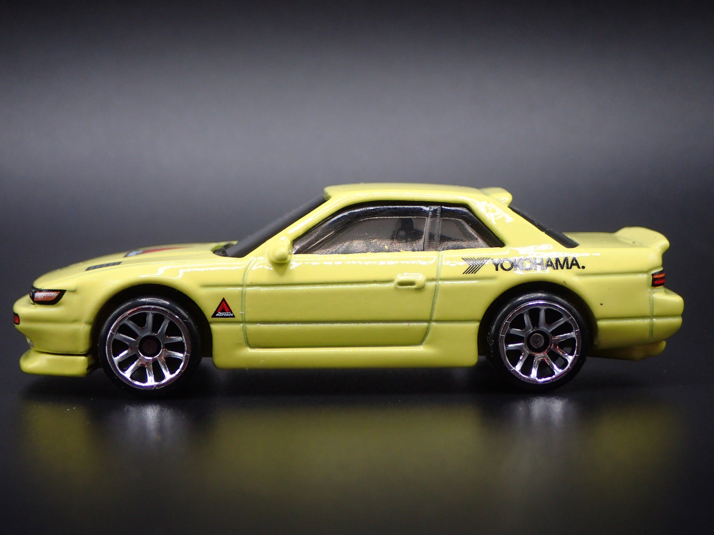 1988-1993 NISSAN SILVIA S13 YOKOHAMA 1:64 SCALE DIORAMA DIECAST MODEL CAR
