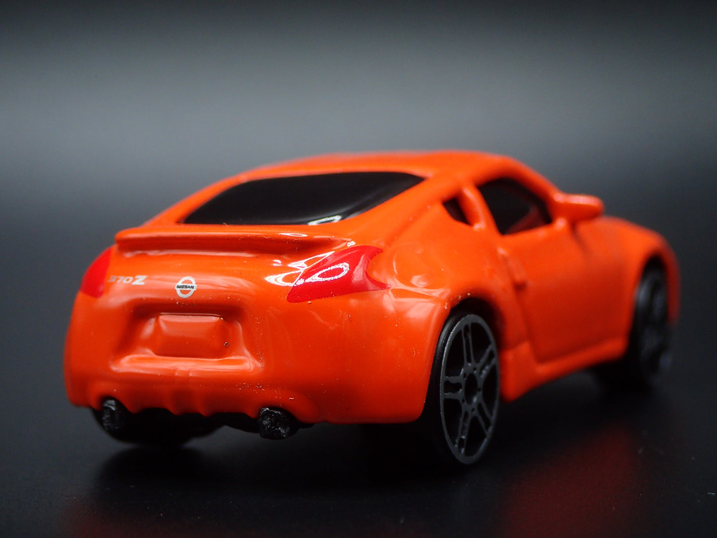 2009-2020 NISSAN 370Z ORANGE 1:64 SCALE COLLECTIBLE DIORAMA DIECAST MODEL CAR