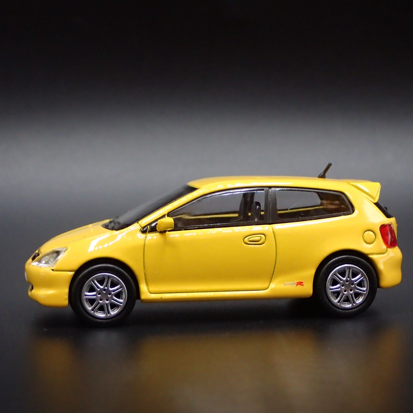 2007-2011 HONDA CIVIC TYPE R EP3 YELLOW 1:64 SCALE COLLECTIBLE DIECAST MODEL CAR
