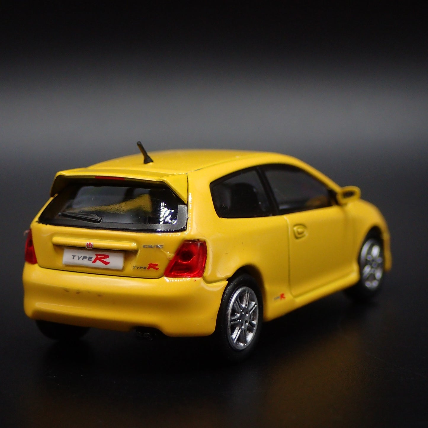 2007-2011 HONDA CIVIC TYPE R EP3 YELLOW 1:64 SCALE COLLECTIBLE DIECAST MODEL CAR