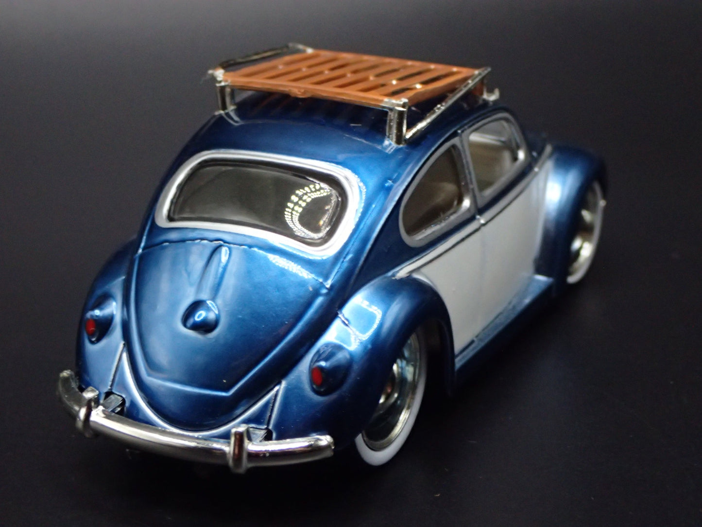 1950- 1959 VW VOLKSWAGEN BEETLE BUG BLUE 1:64 SCALE DIORAMA DIECAST MODEL CAR