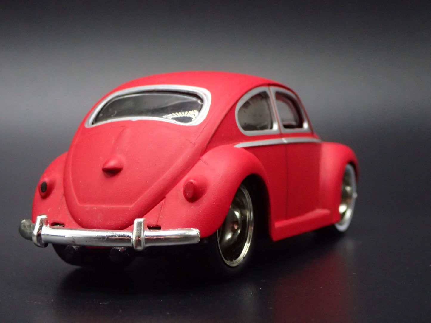 1950- 1959 VW VOLKSWAGEN BEETLE BUG BARN FIND 1:64 SCALE DIECAST MODEL CAR