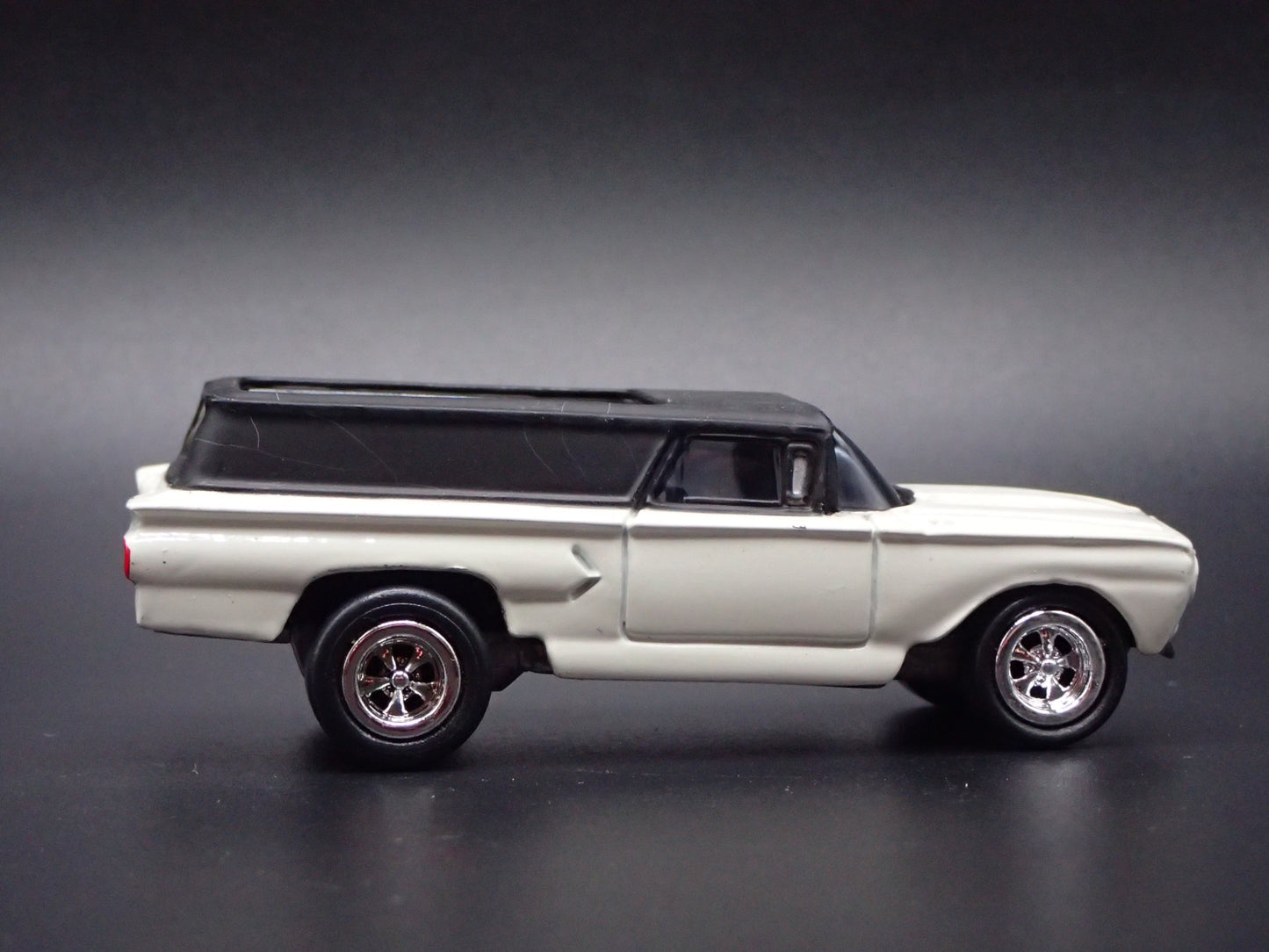 1960 CHEVY CHEVROLET PANEL WAGON TOM DANIELS NHRA 1:64 SCALE DIECAST MODEL CAR