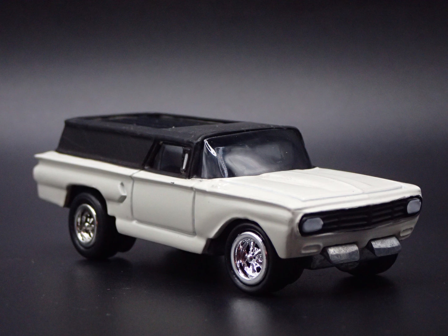 1960 CHEVY CHEVROLET PANEL WAGON TOM DANIELS NHRA 1:64 SCALE DIECAST MODEL CAR