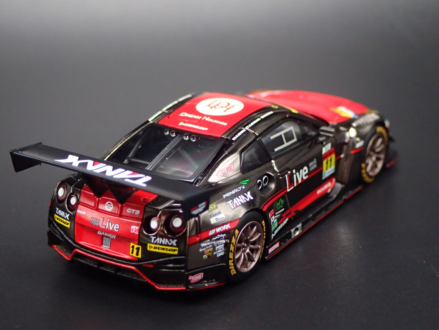 NISSAN GTR R35 NISMO GT3 #11 LIVE GAINER RACING 1:64 SCALE DIECAST MODEL CAR