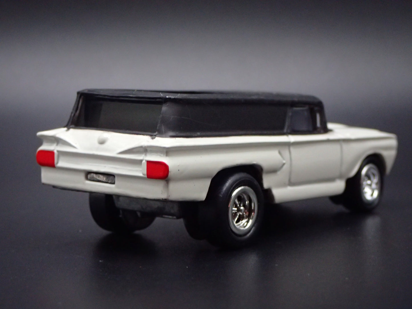 1960 CHEVY CHEVROLET PANEL WAGON TOM DANIELS NHRA 1:64 SCALE DIECAST MODEL CAR