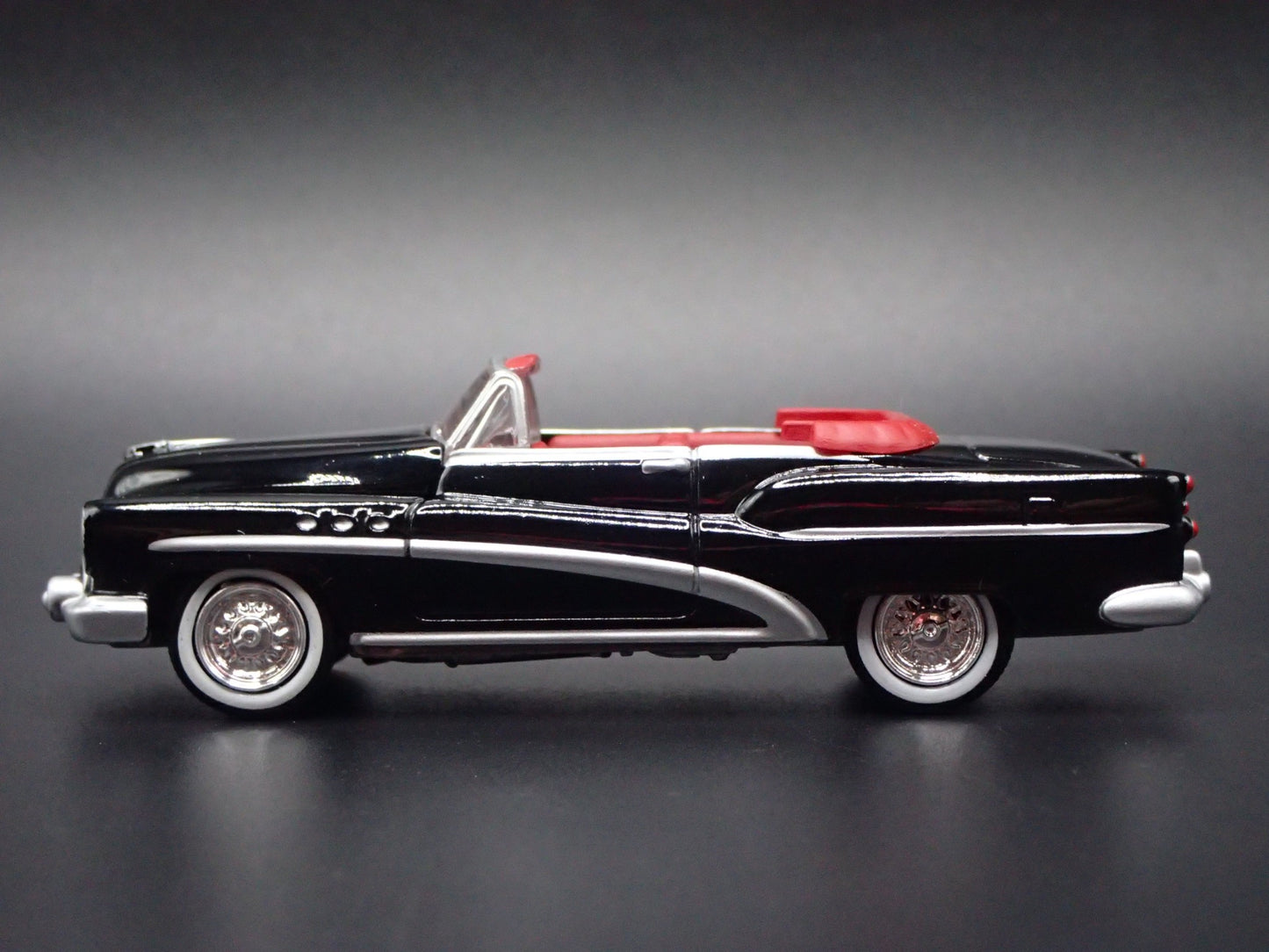 1953 53 BUICK SUPER SKYLARK CONVERTIBLE BLACK 1/64 SCALE COLLECTIBLE MODEL CAR