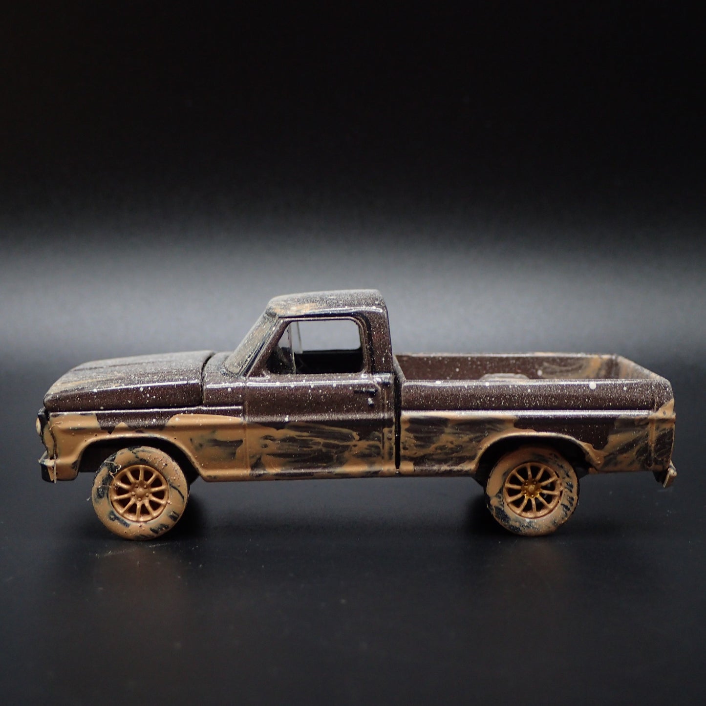 1970 FORD F100 SHORT BED PICKUP TRUCK OFFROAD MUDDY 1:64 SCALE DIECAST MODEL CAR