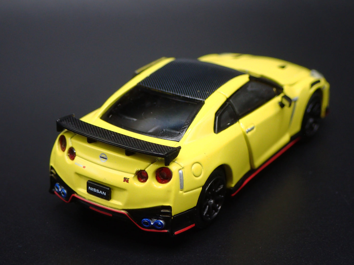 2007-2025 NISSAN GTR R35 NISMO 1:64 SCALE COLLECTIBLE DIORAMA DIECAST MODEL CAR