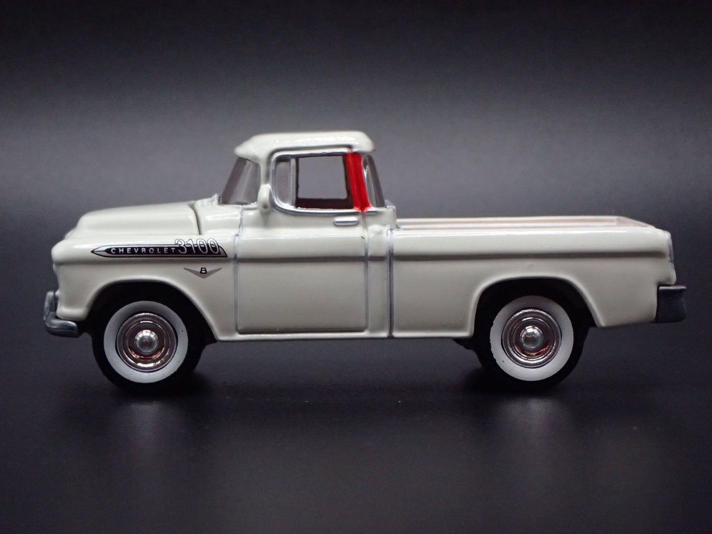 1955 55 CHEVY CHEVROLET CAMEO PICKUP TRUCK 1:64 SCALE DIORAMA DIECAST MODEL CAR