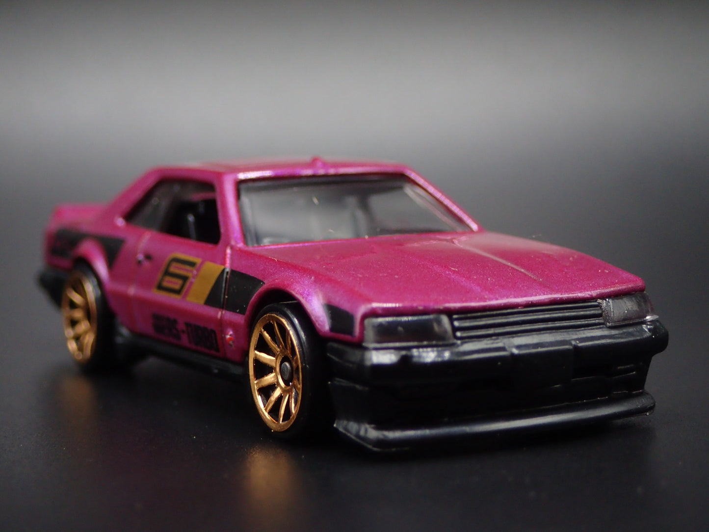 1981-1985 NISSAN SKYLINE RS KDR30 PURP 1:64 SCALE COLLECTIBLE DIECAST MODEL CAR