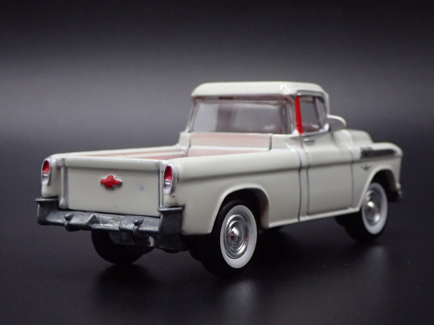 1955 55 CHEVY CHEVROLET CAMEO PICKUP TRUCK 1:64 SCALE DIORAMA DIECAST MODEL CAR