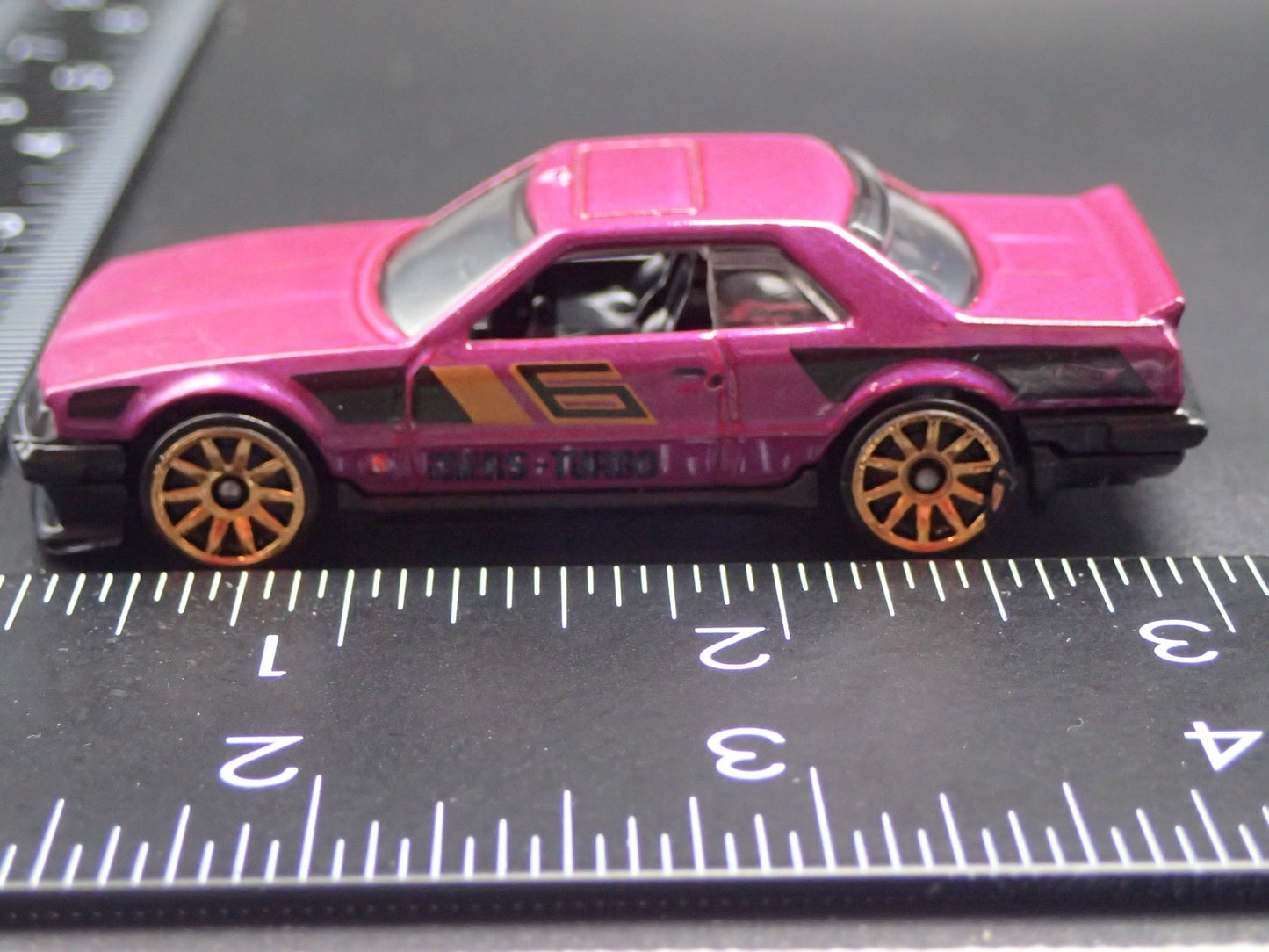 1981-1985 NISSAN SKYLINE RS KDR30 PURP 1:64 SCALE COLLECTIBLE DIECAST MODEL CAR