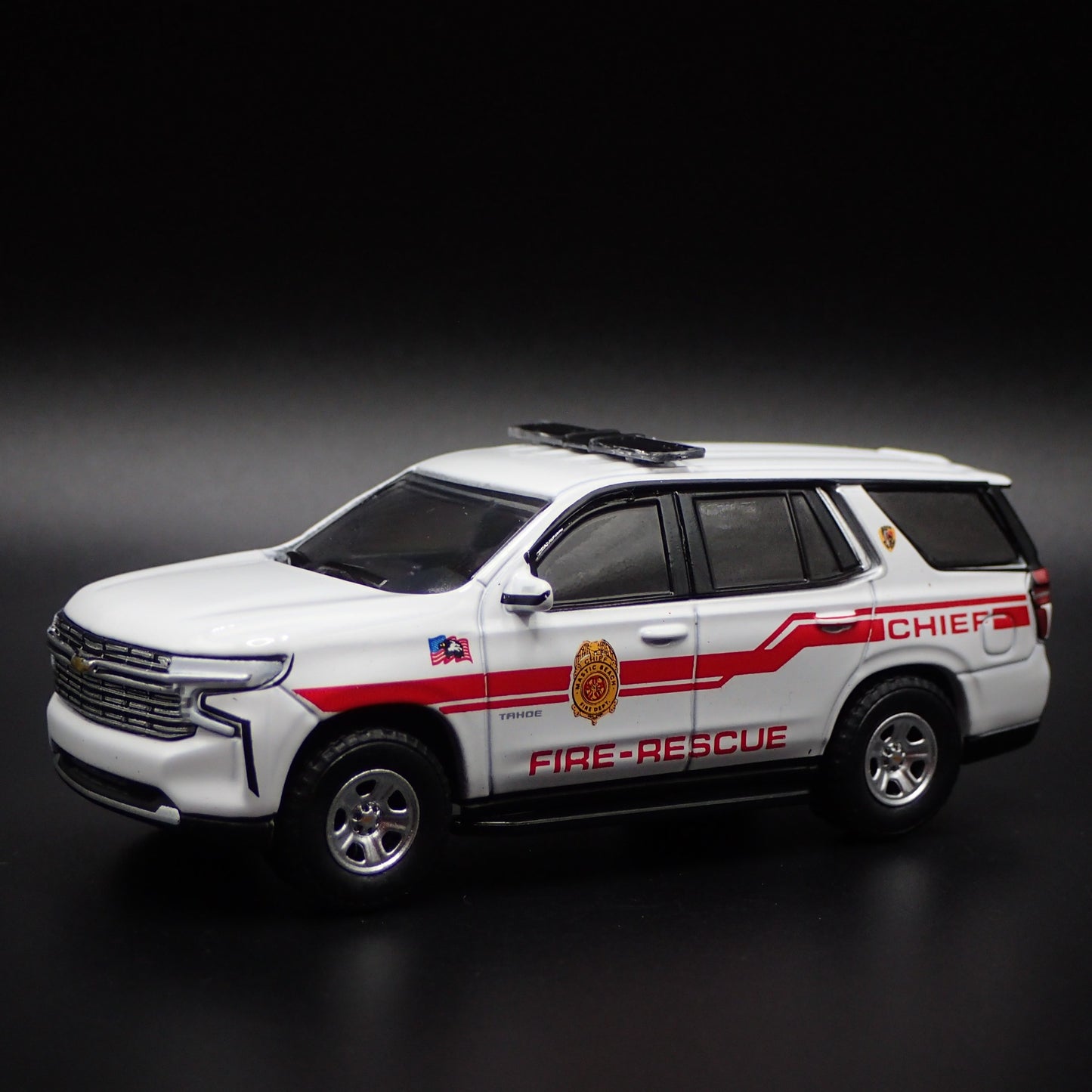 2021 21 CHEVROLET TAHOE MASTIC BEACH, NY FIRE DEPT 1:64 SCALE DIECAST MODEL CAR