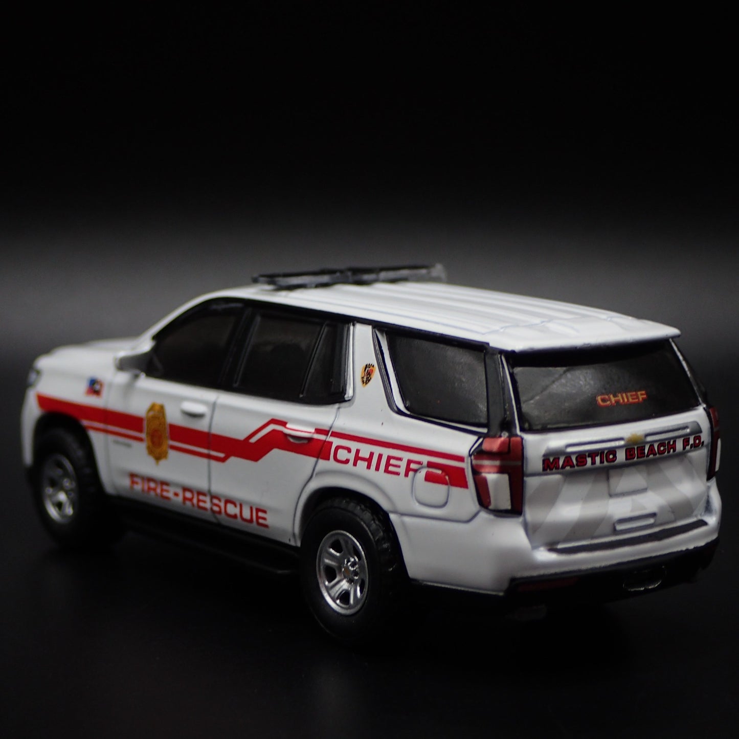 2021 21 CHEVROLET TAHOE MASTIC BEACH, NY FIRE DEPT 1:64 SCALE DIECAST MODEL CAR