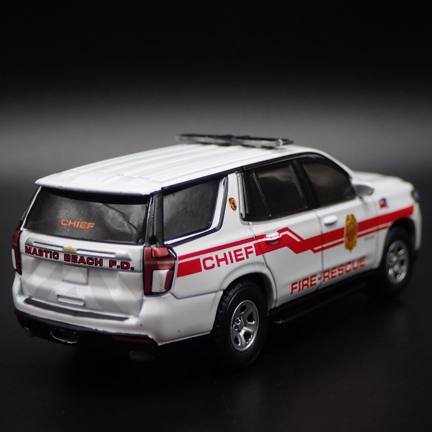 2021 21 CHEVROLET TAHOE MASTIC BEACH, NY FIRE DEPT 1:64 SCALE DIECAST MODEL CAR