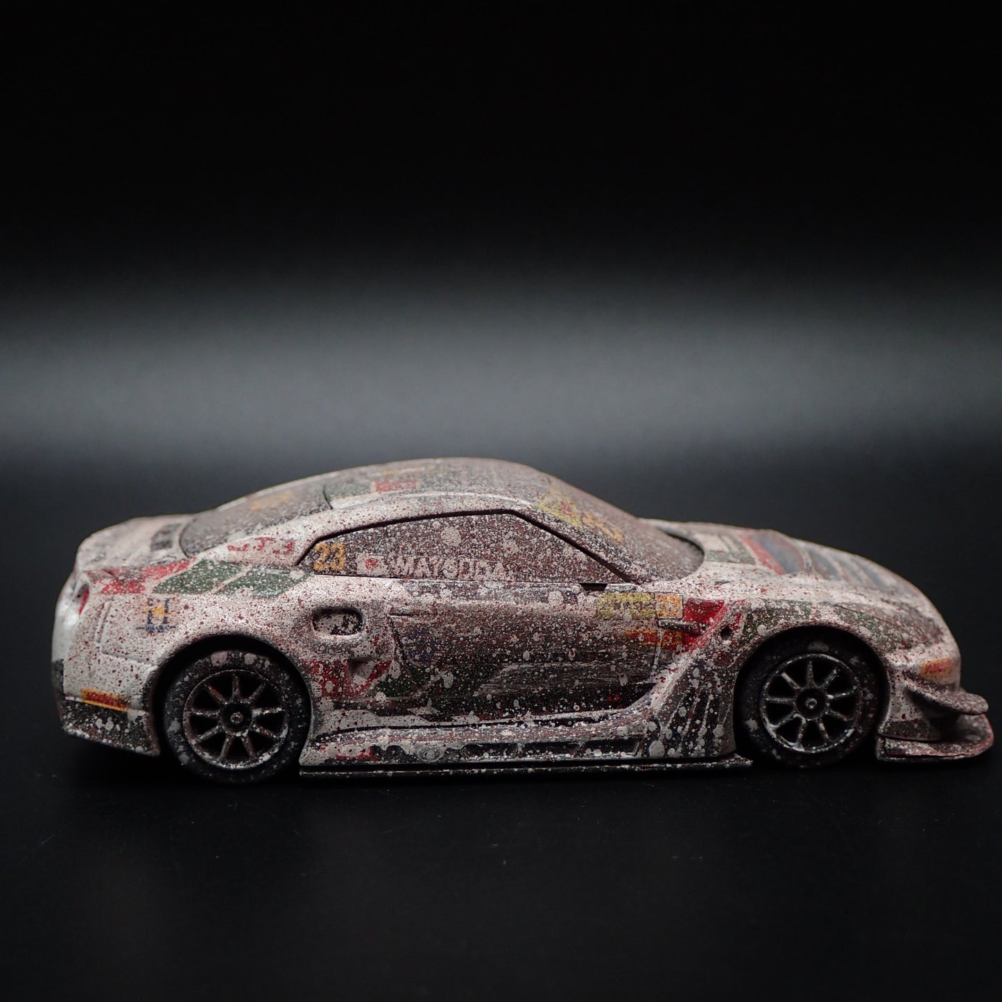 NISSAN GTR R35 NISMO  GT3 - KCMG - FIA GT WORLD CUP 1:64 SCALE DIECAST MODEL CAR