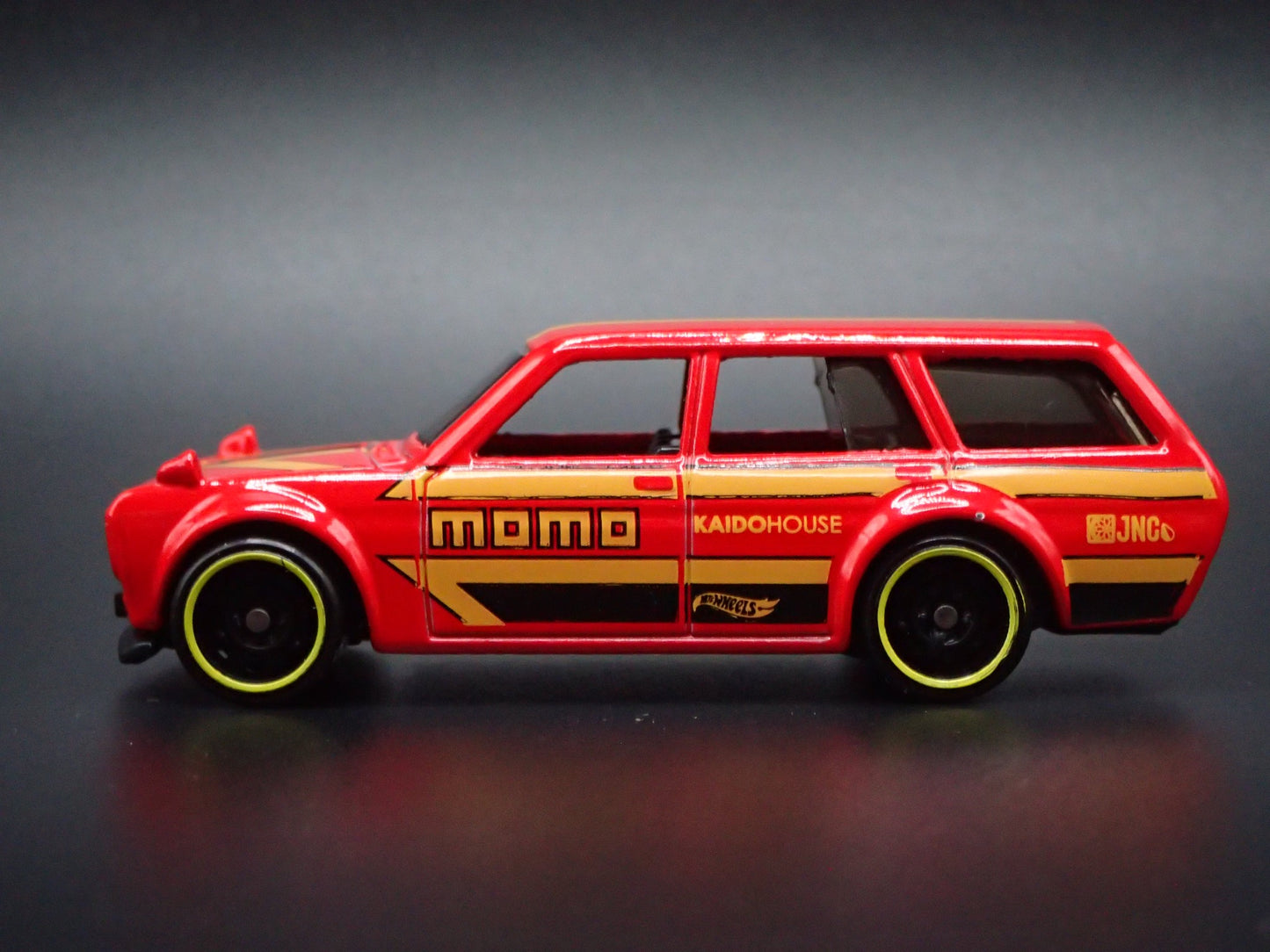 1968-1973 DATSUN 510 STATION WAGON MOMO 1:64 SCALE COLLECTIBLE DIECAST MODEL CAR