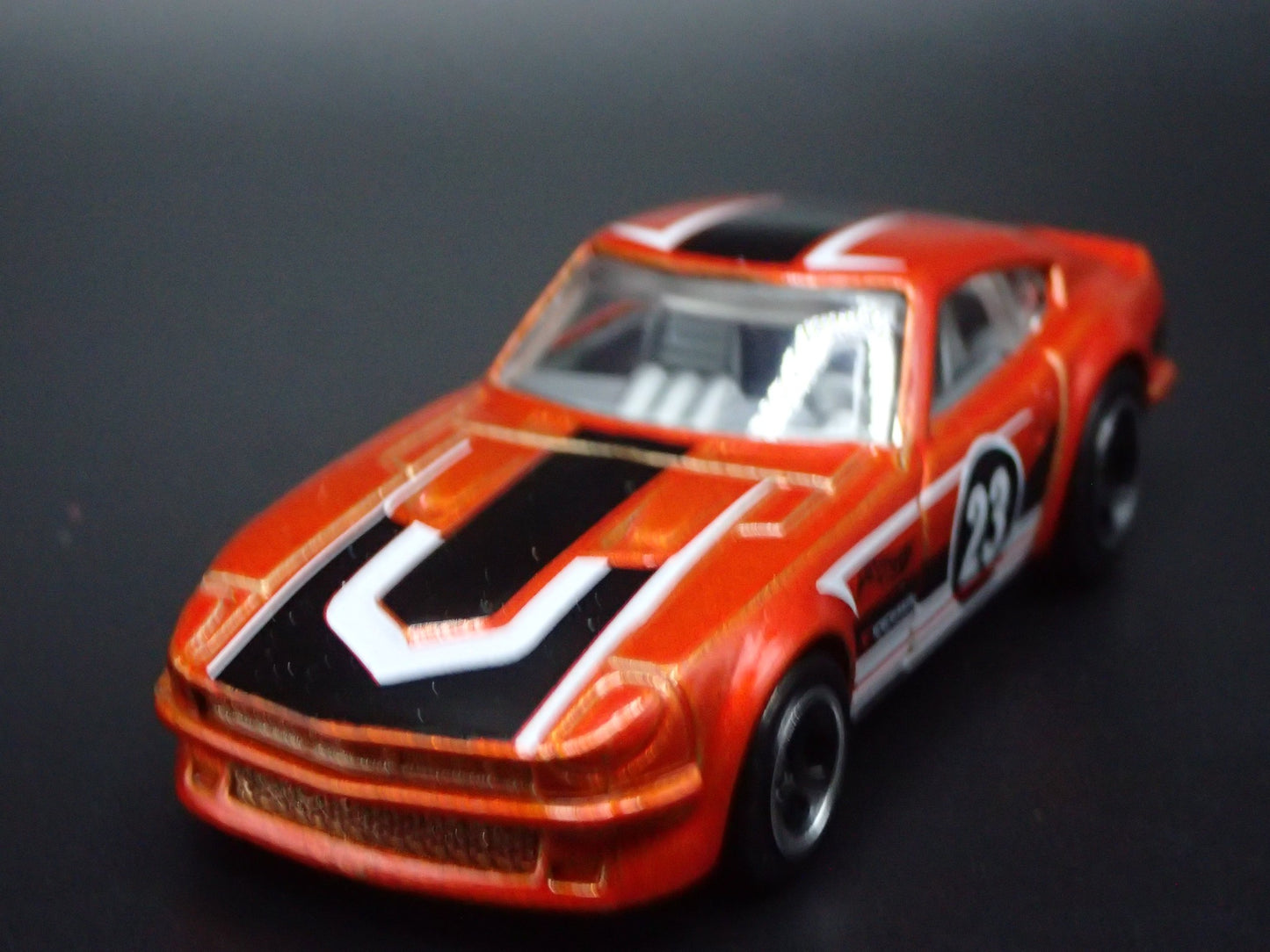 1970-1973 DATSUN 240Z JDM RARE 1:64 SCALE COLLECTIBLE DIORAMA DIECAST MODEL CAR