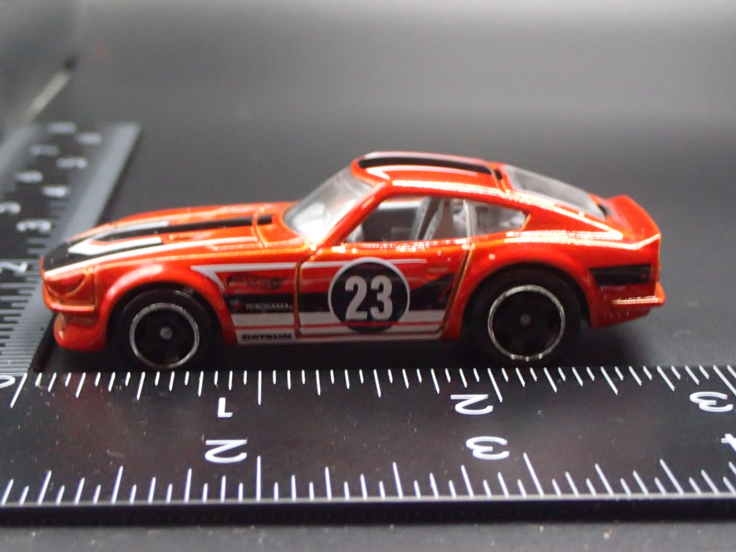 1970-1973 DATSUN 240Z JDM RARE 1:64 SCALE COLLECTIBLE DIORAMA DIECAST MODEL CAR