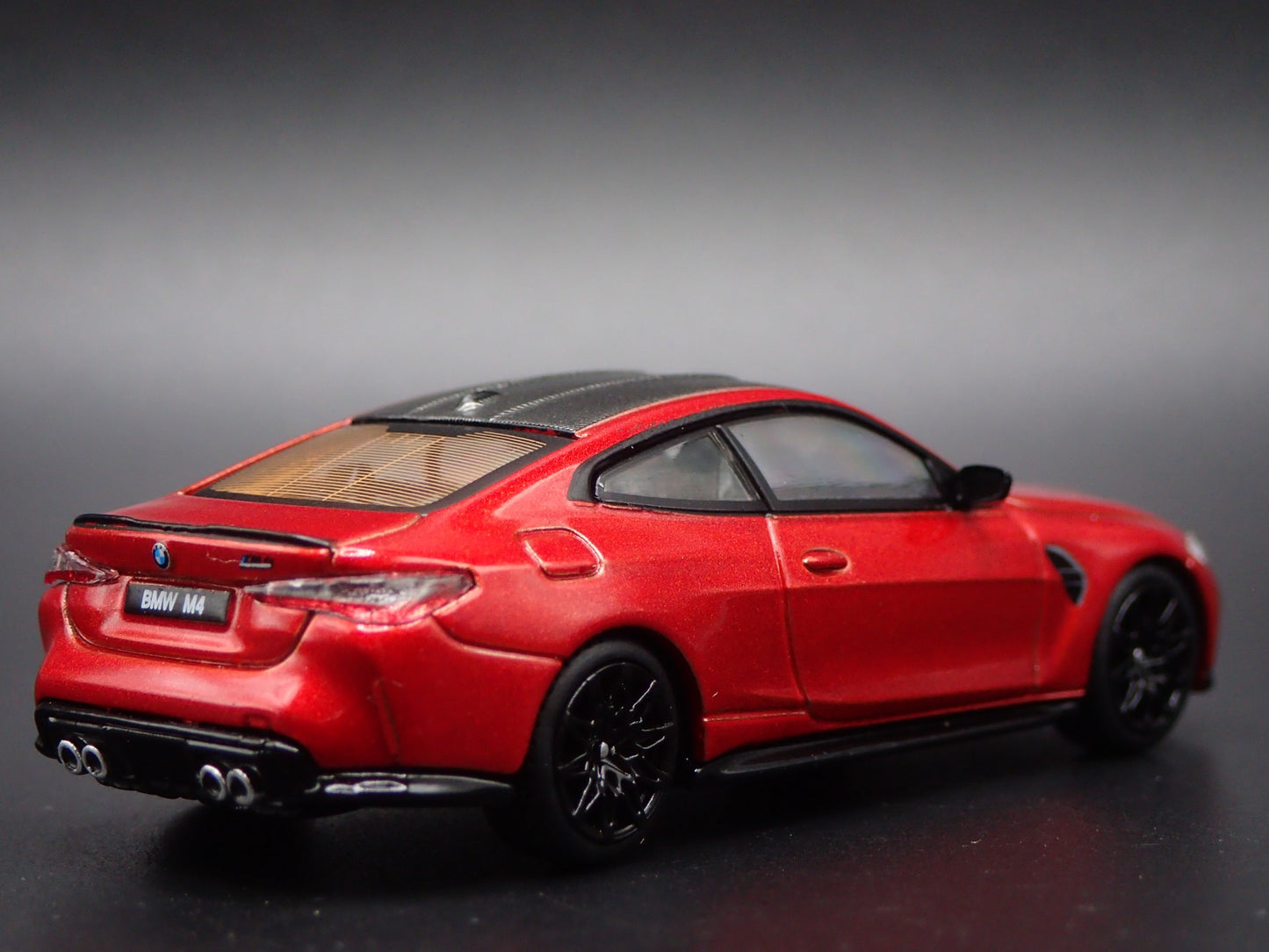 2017-2025 BMW M4 COMPETITION G82 RED 1:64 SCALE DIORAMA DIECAST MODEL CAR