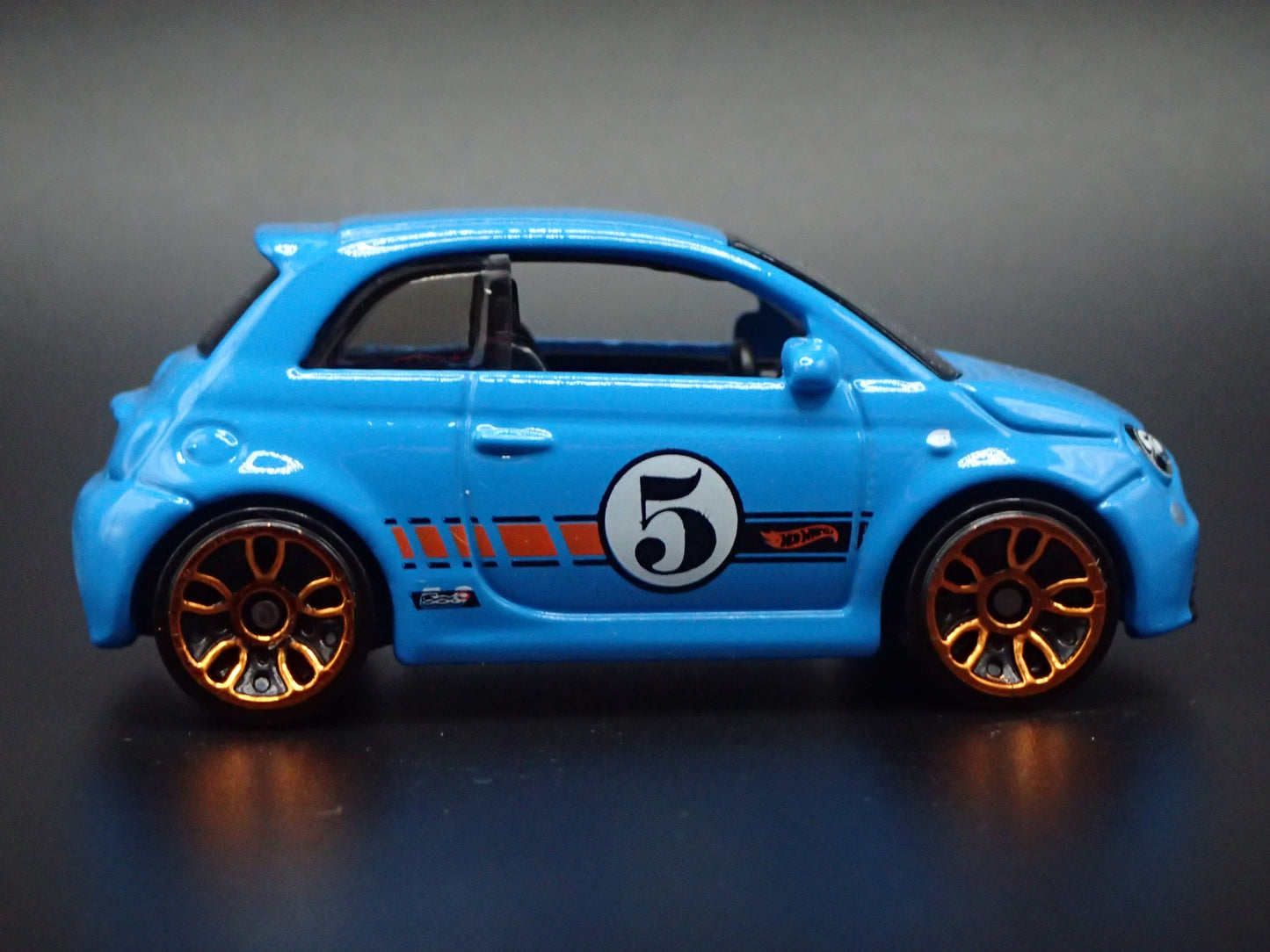 2020-2025 FIAT 500E 2 TWO DOOR BLUE 1/64 SCALE COLLECTIBLE DIECAST MODEL CAR