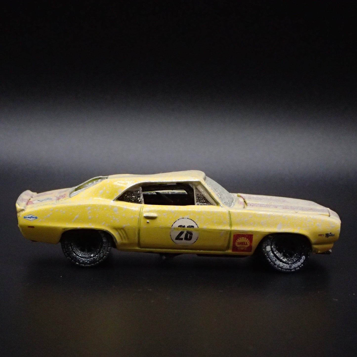 1969 CHEVY CHEVROLET CAMARO TRANS AM SHELL RACING 1:64 SCALE DIECAST MODEL CAR