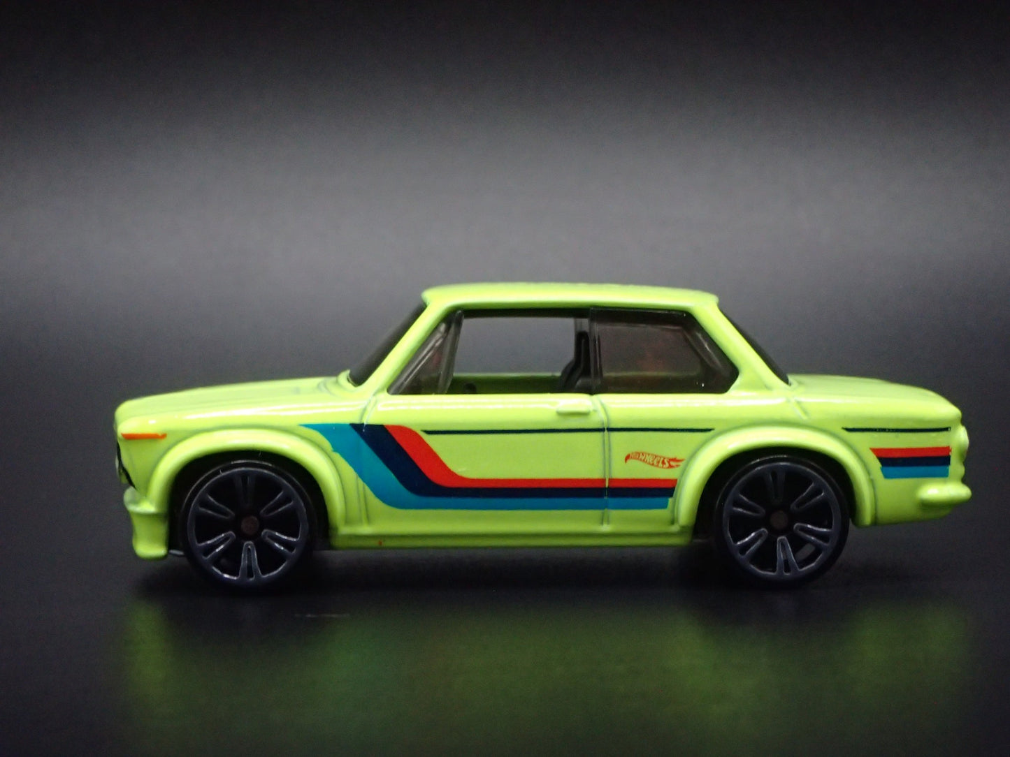 1966-1977 BMW 2002 NEON GREEN 1:64 SCALE COLLECTIBLE DIORAMA DIECAST MODEL CAR