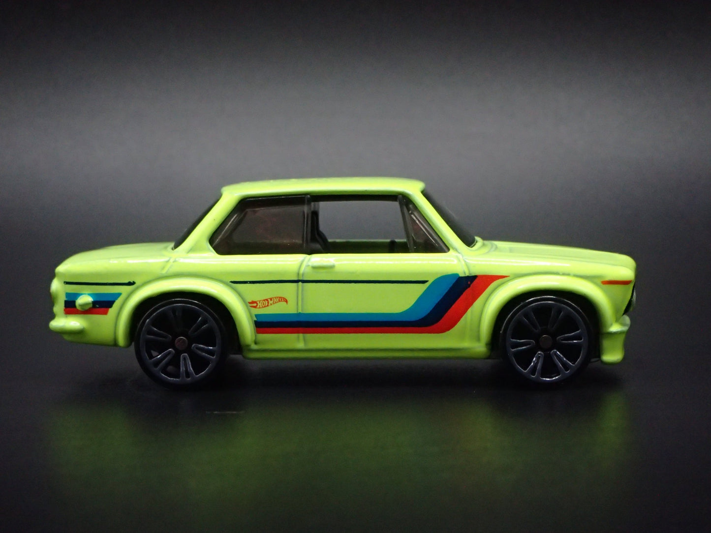 1966-1977 BMW 2002 NEON GREEN 1:64 SCALE COLLECTIBLE DIORAMA DIECAST MODEL CAR