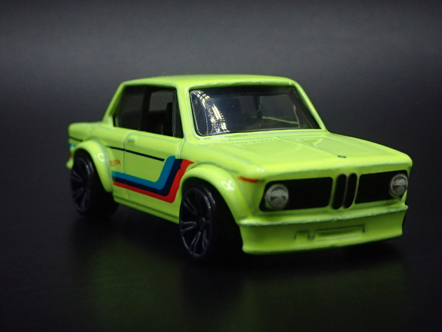 1966-1977 BMW 2002 NEON GREEN 1:64 SCALE COLLECTIBLE DIORAMA DIECAST MODEL CAR