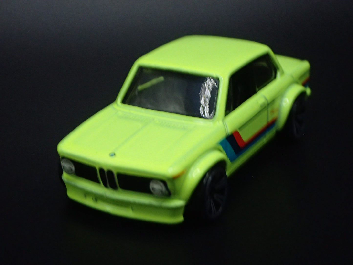 1966-1977 BMW 2002 NEON GREEN 1:64 SCALE COLLECTIBLE DIORAMA DIECAST MODEL CAR