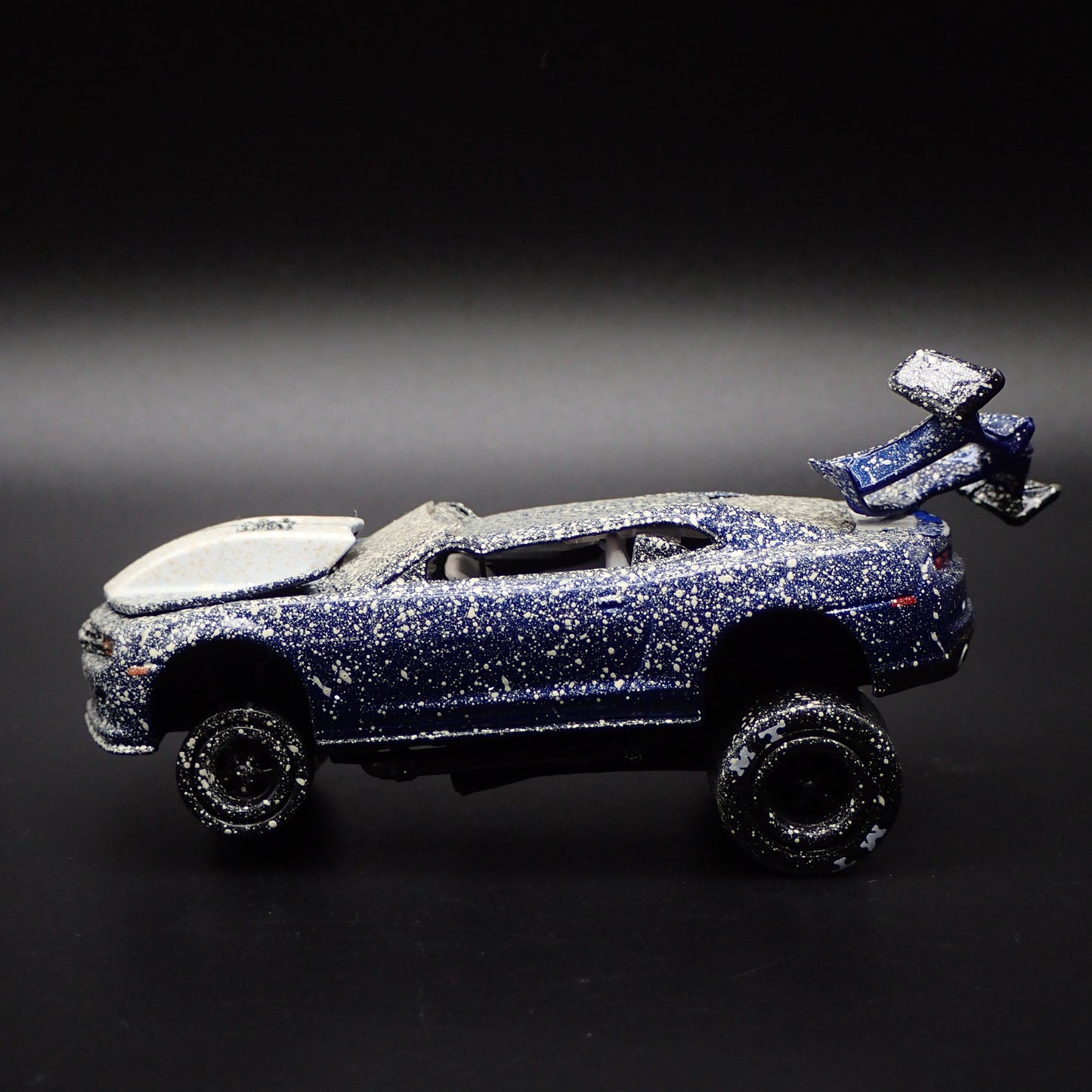 2010 - 2015 CHEVY CHEVROLET CAMARO ZINGER BARN FIND 1/64 SCALE DIECAST MODEL CAR