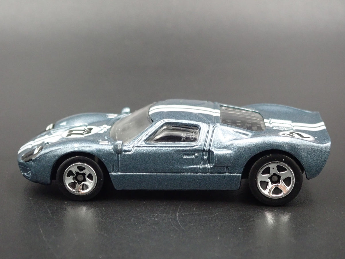 1965 65 FORD GT40 RARE 1:64 SCALE LIMITED COLLECTIBLE DIORAMA DIECAST MODEL CAR-Burning Rubber Toy Company