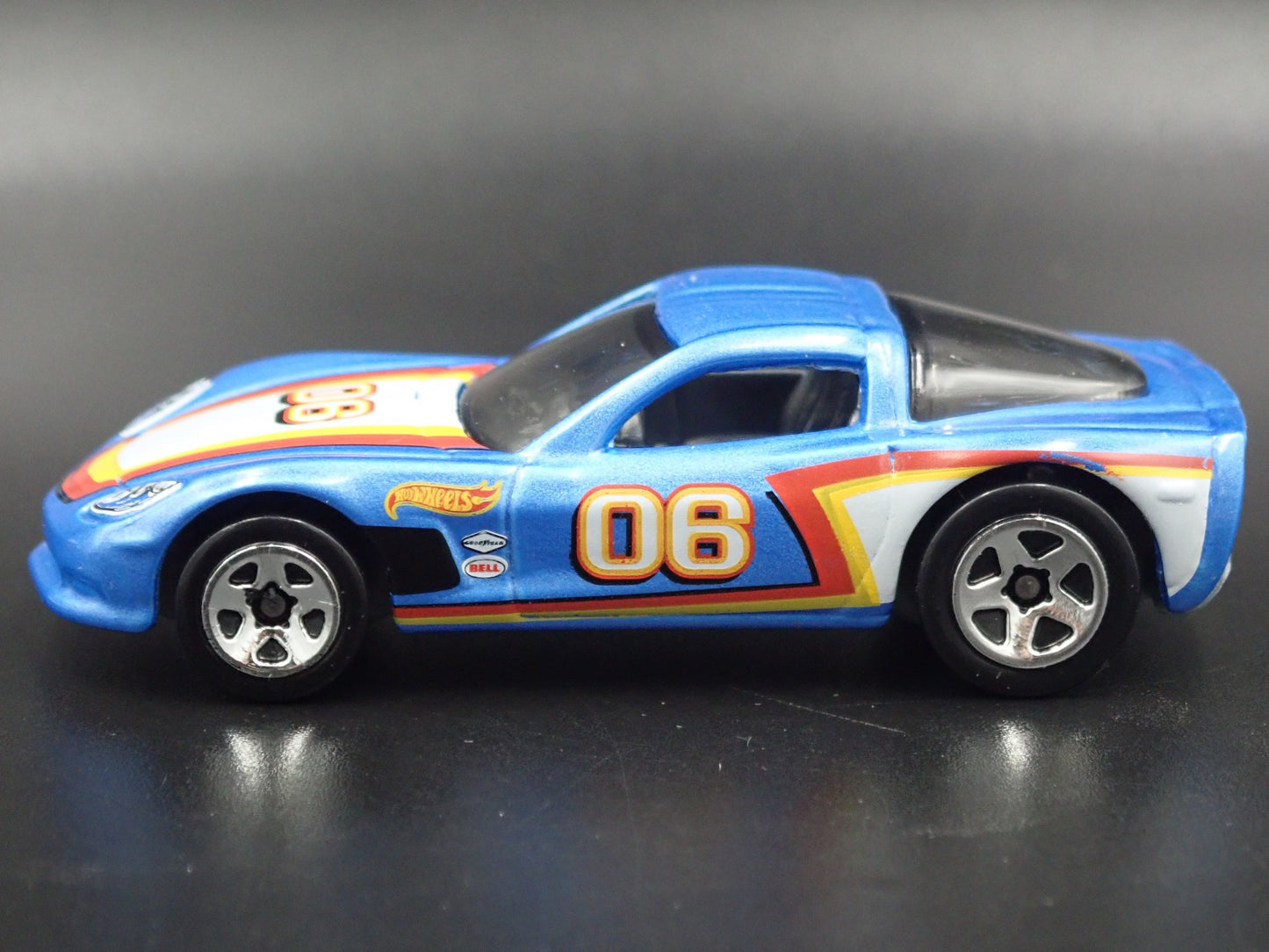 2005-2013 CHEVY CHEVROLET CORVETTE C6 BLUE 1:64 SCALE DIORAMA DIECAST MODEL CAR