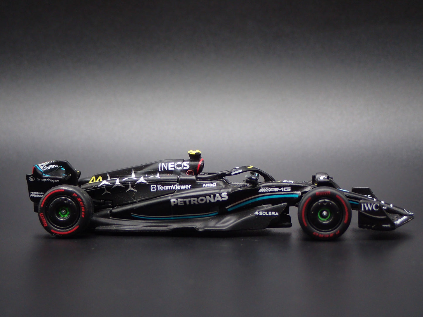 MERCEDES-AMG F1 W14 E PERFORMANCE LEWIS HAMILTON 44 1:64 SCALE DIECAST MODEL CAR