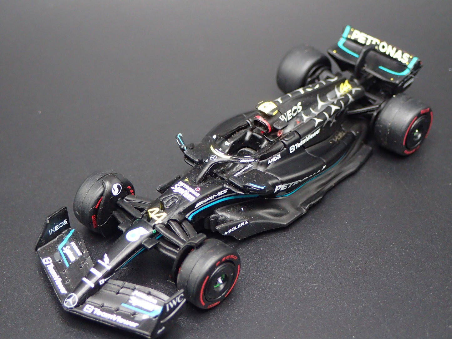 MERCEDES-AMG F1 W14 E PERFORMANCE LEWIS HAMILTON 44 1:64 SCALE DIECAST MODEL CAR