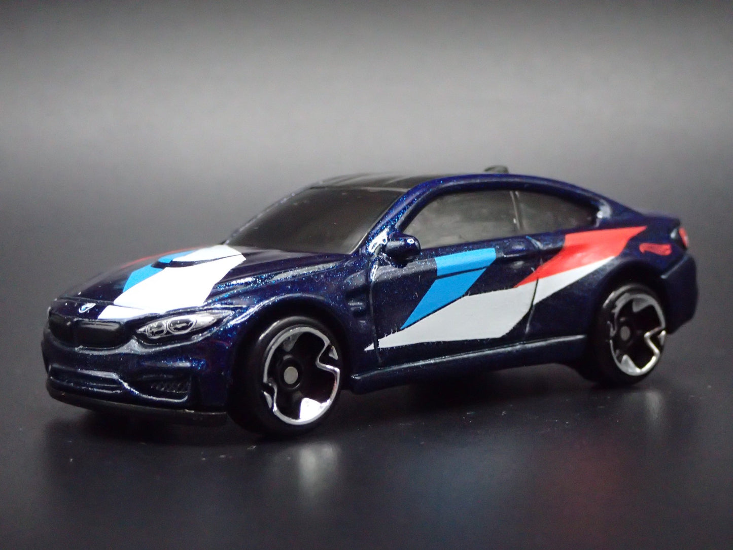 2014-2020 BMW M4 F82 COUPE BLUE 1:64 SCALE COLLECTIBLE DIECAST MODEL CAR