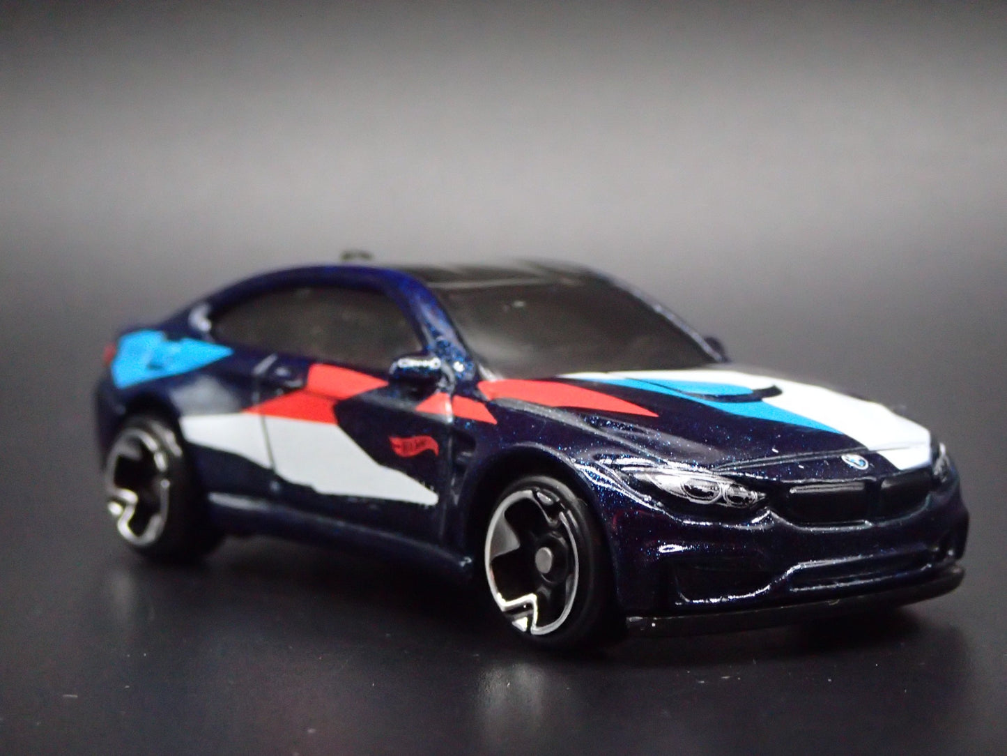 2014-2020 BMW M4 F82 COUPE BLUE 1:64 SCALE COLLECTIBLE DIECAST MODEL CAR