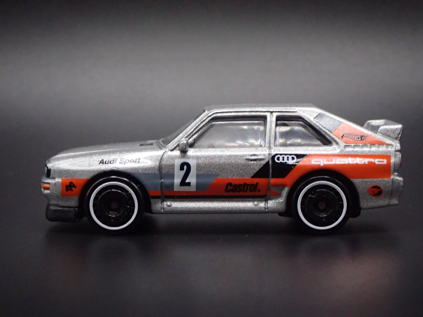 1980-1991 AUDI SPORT QUATTRO SILVER 1:64 SCALE COLLECTIBLE DIECAST MODEL CAR