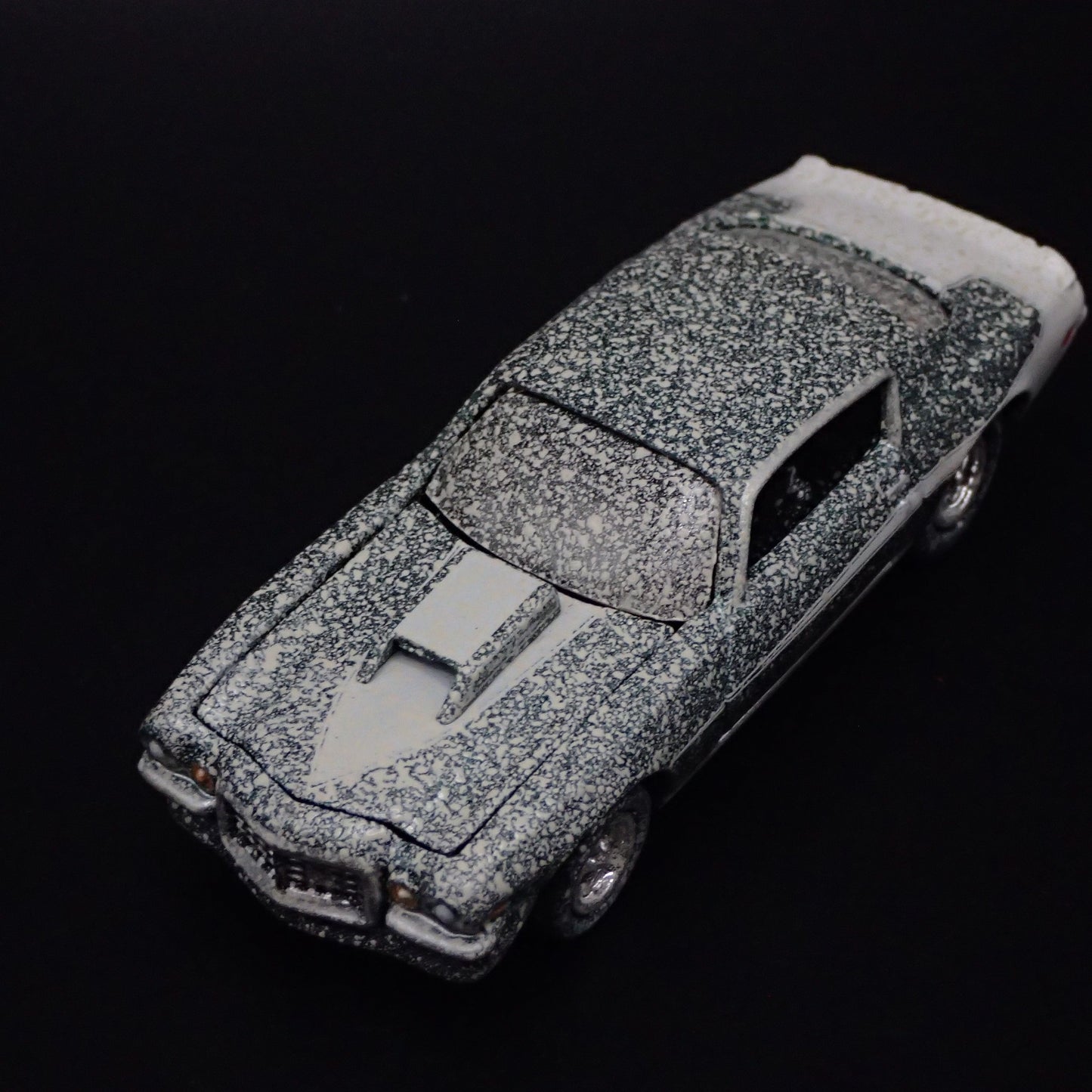 1973 73 CHEVROLET CAMARO PHASE III MOTION BARN FIND 1:64 SCALE DIECAST MODEL CAR