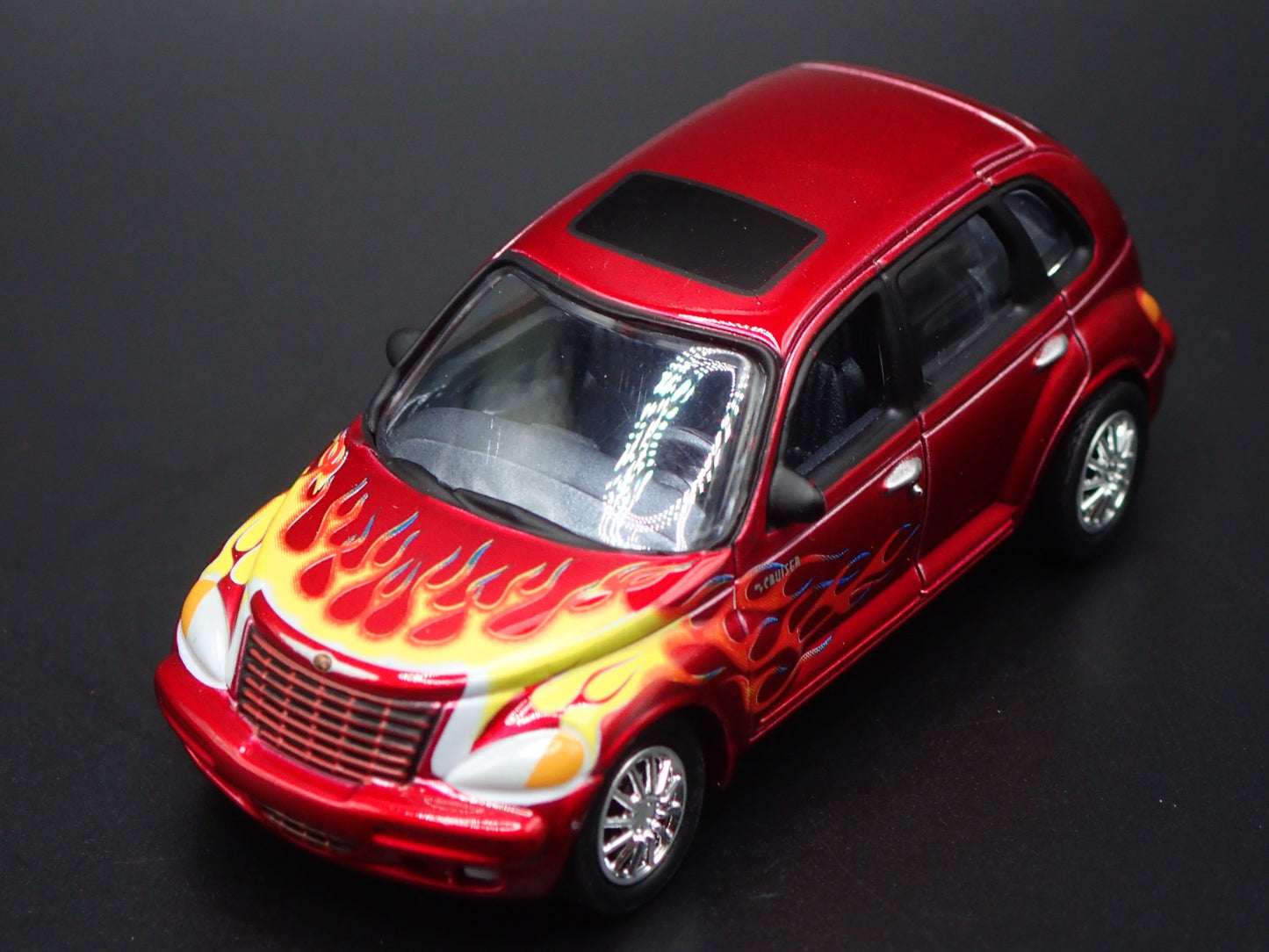 2001-2010 CHRYSLER PT CRUISER BURGUNDY 1/64 SCALE COLLECTIBLE DIECAST MODEL CAR