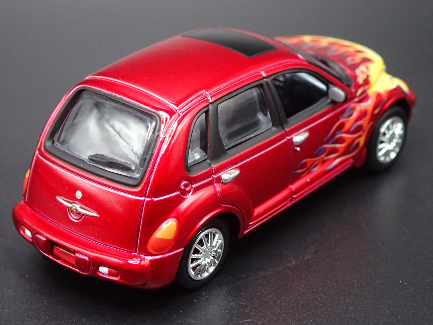 2001-2010 CHRYSLER PT CRUISER BURGUNDY 1/64 SCALE COLLECTIBLE DIECAST MODEL CAR