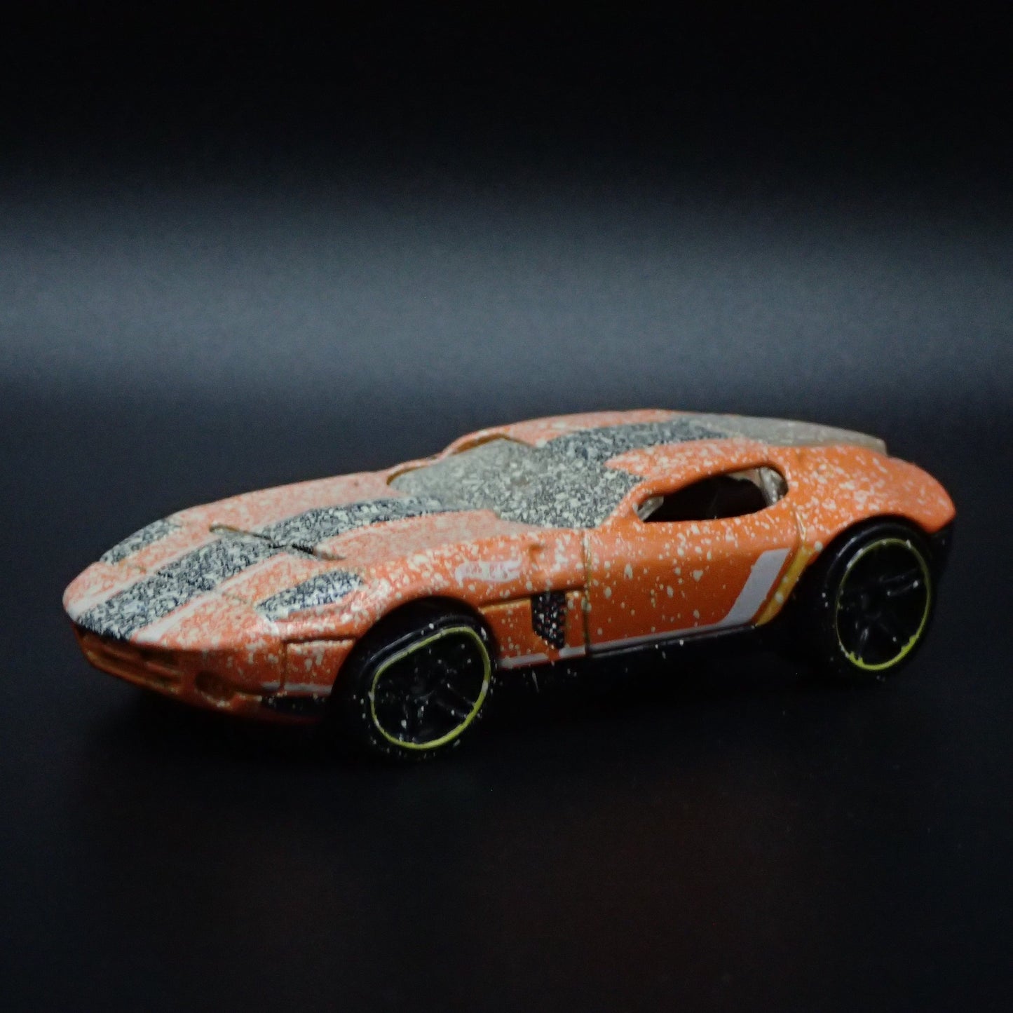 2005 05 FORD SHELBY GR1 CONCEPT BARN FIND 1:64 SCALE DIORAMA DIECAST MODEL CAR