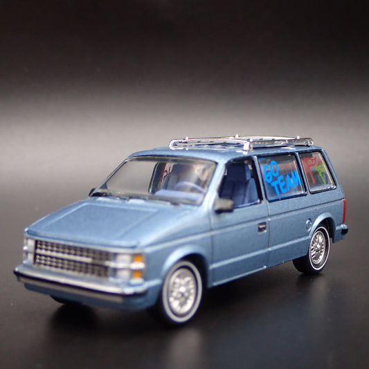 1984-1990 DODGE CARAVAN RARE 1/64 SCALE COLLECTIBLE DIORAMA DIECAST MODEL CAR