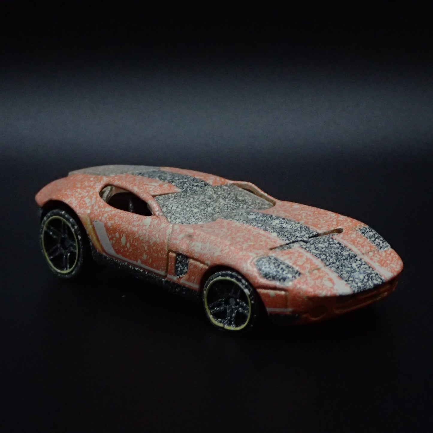 2005 05 FORD SHELBY GR1 CONCEPT BARN FIND 1:64 SCALE DIORAMA DIECAST MODEL CAR