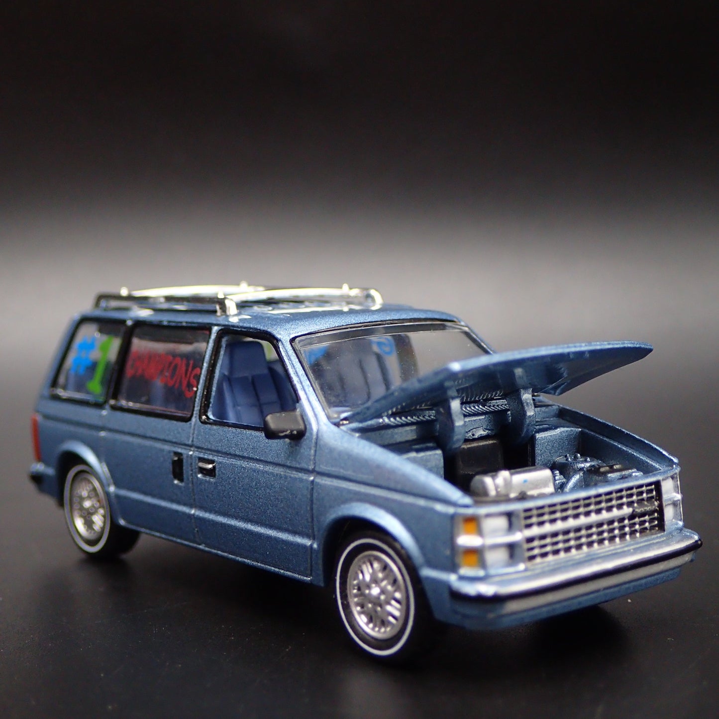 1984-1990 DODGE CARAVAN RARE 1/64 SCALE COLLECTIBLE DIORAMA DIECAST MODEL CAR