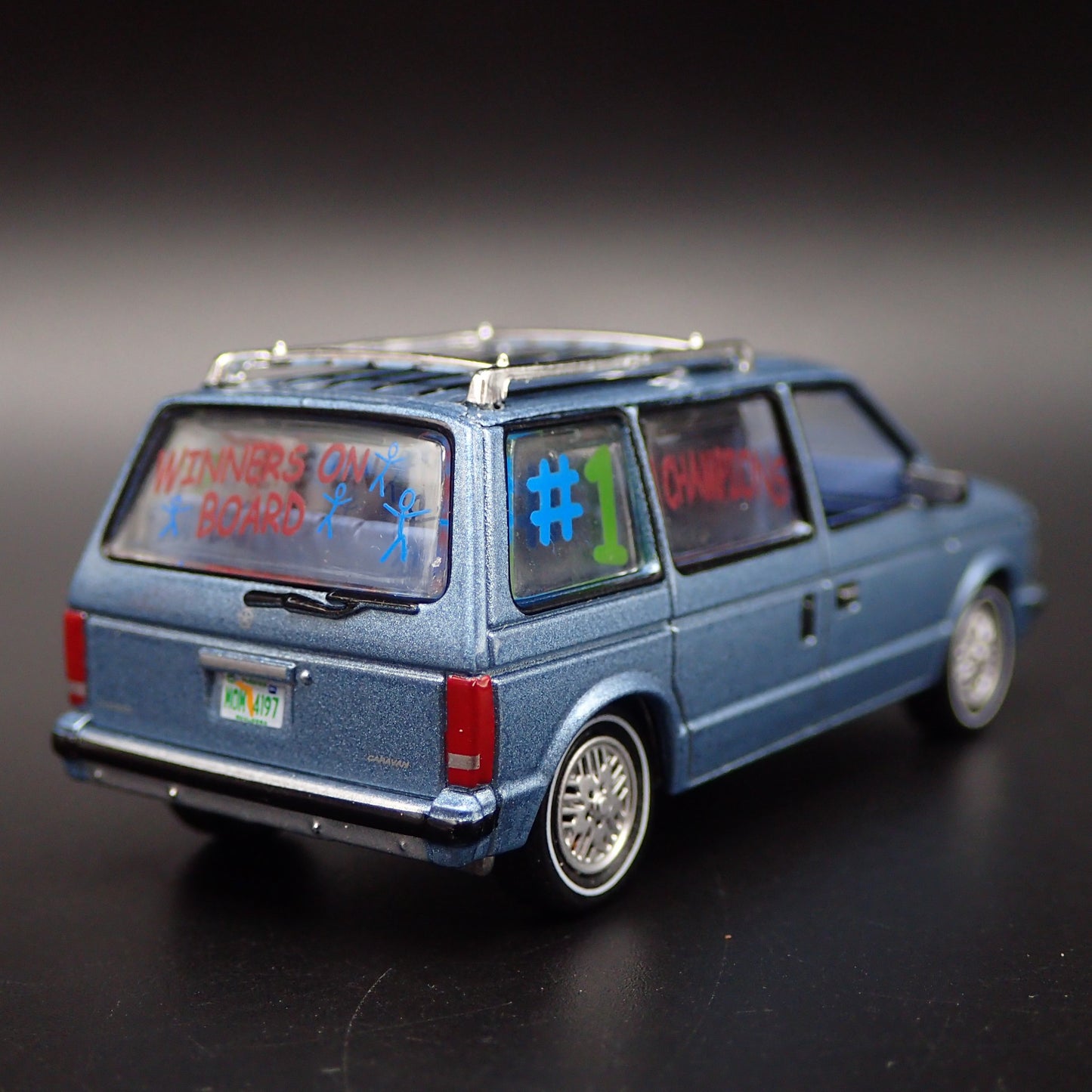 1984-1990 DODGE CARAVAN RARE 1/64 SCALE COLLECTIBLE DIORAMA DIECAST MODEL CAR