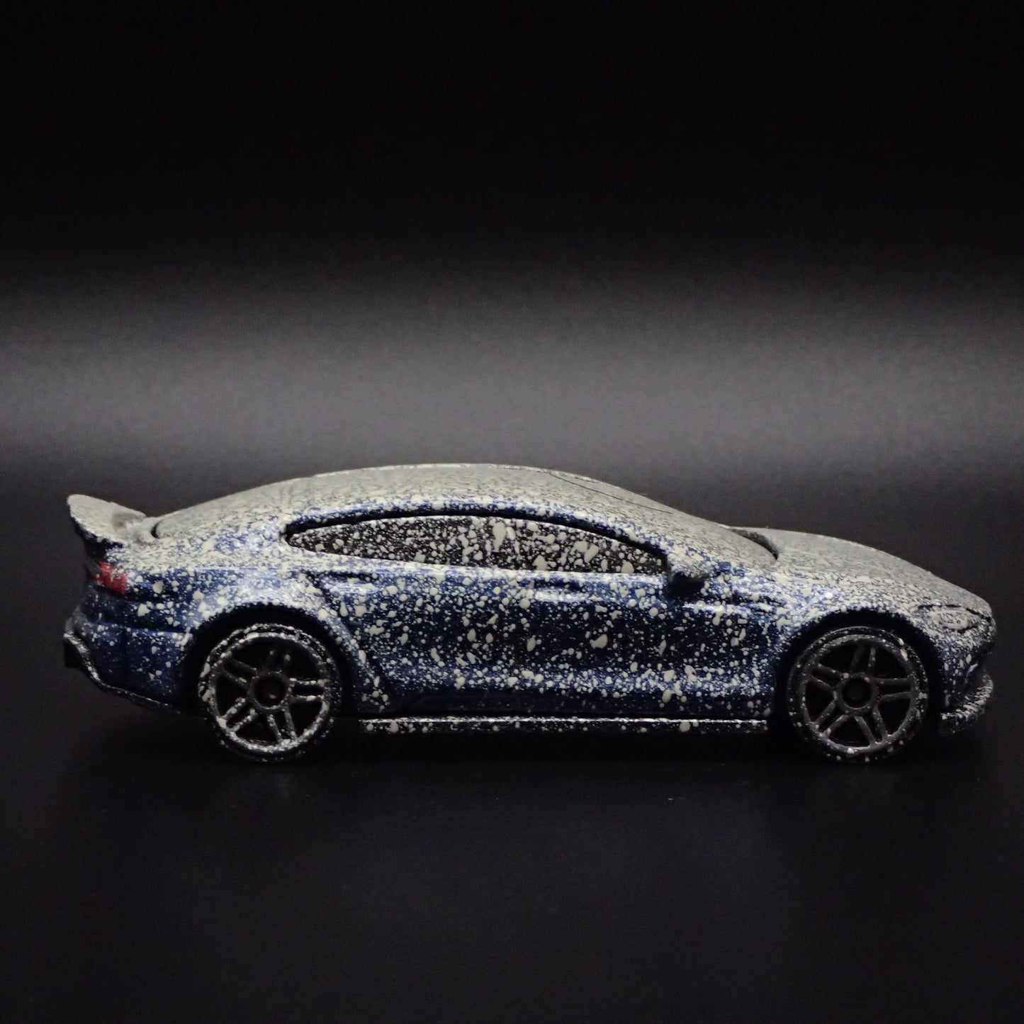 2012-2016 TESLA MODEL S ABANDONED BLUE 1/64 SCALE DIORAMA DIECAST MODEL CAR